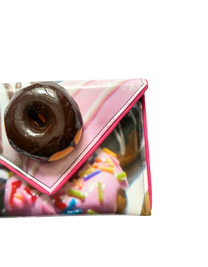 Donut Clutch